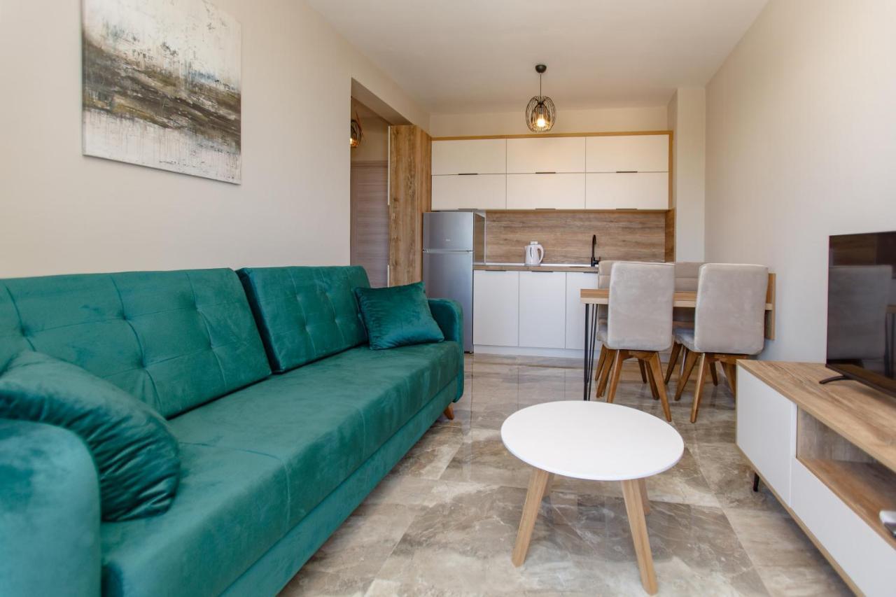 Posejdon Lux Appartement Utjeha Buitenkant foto