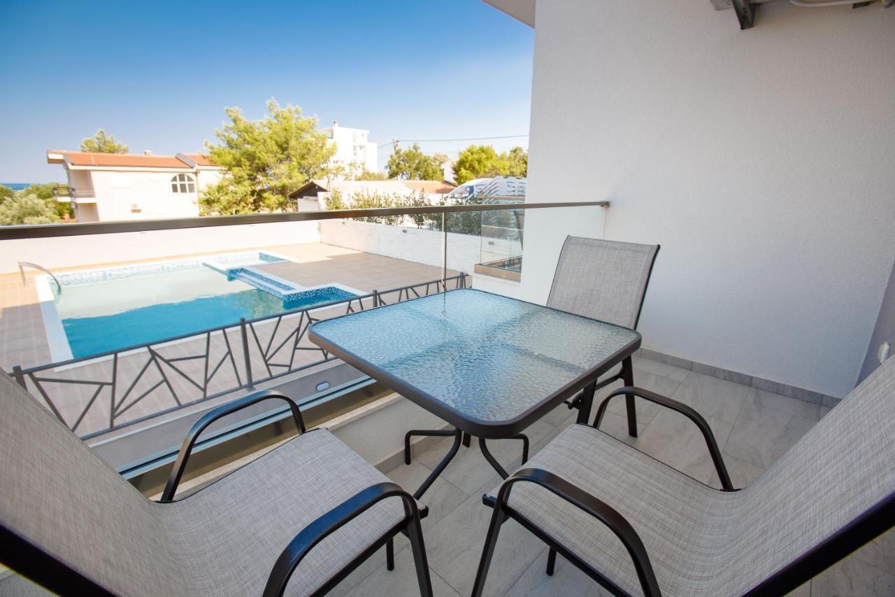 Posejdon Lux Appartement Utjeha Buitenkant foto
