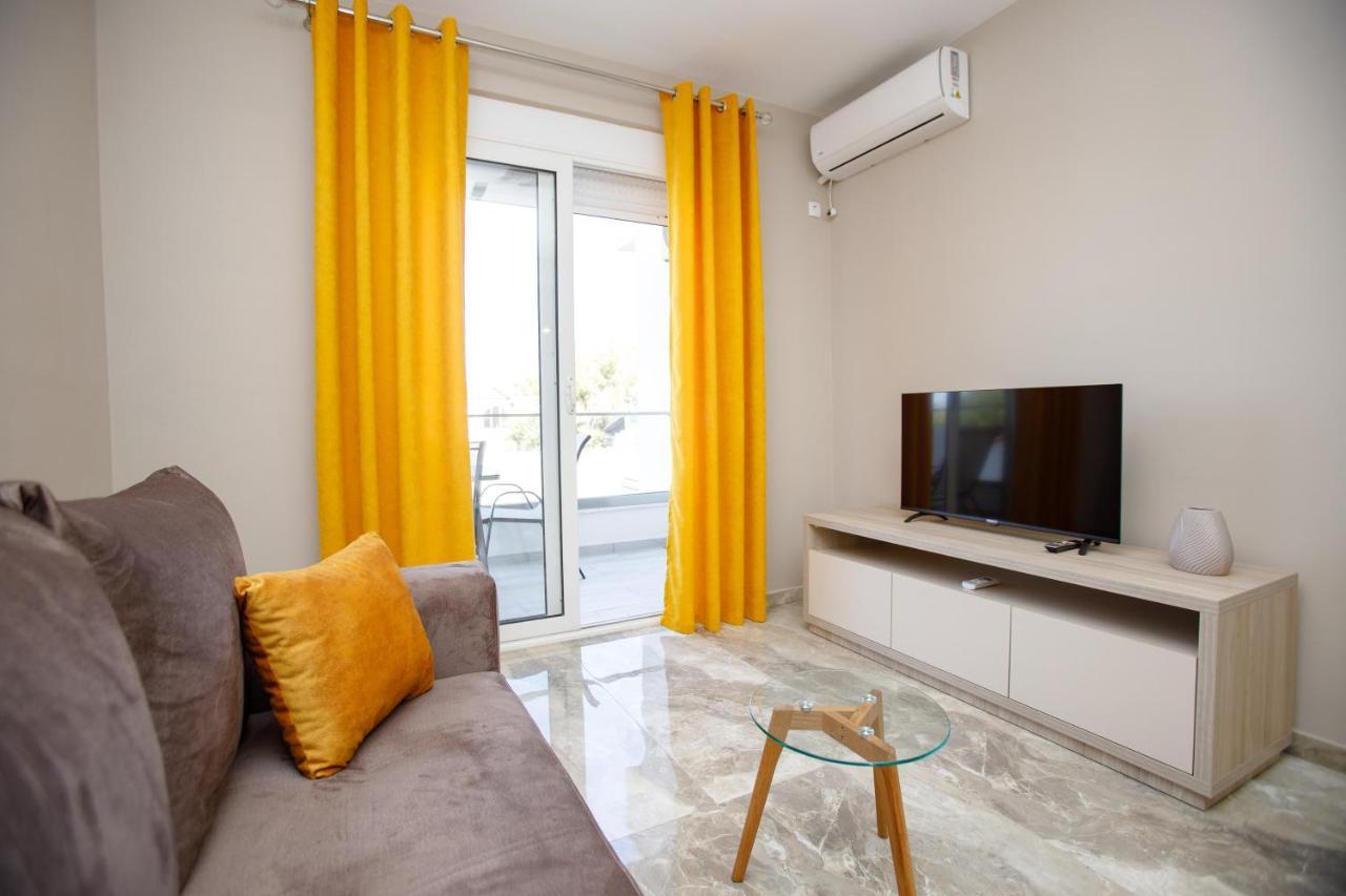 Posejdon Lux Appartement Utjeha Buitenkant foto