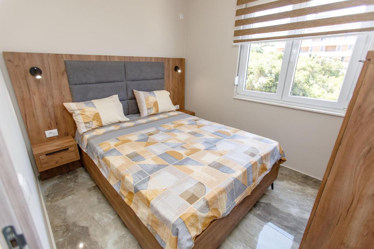 Posejdon Lux Appartement Utjeha Buitenkant foto