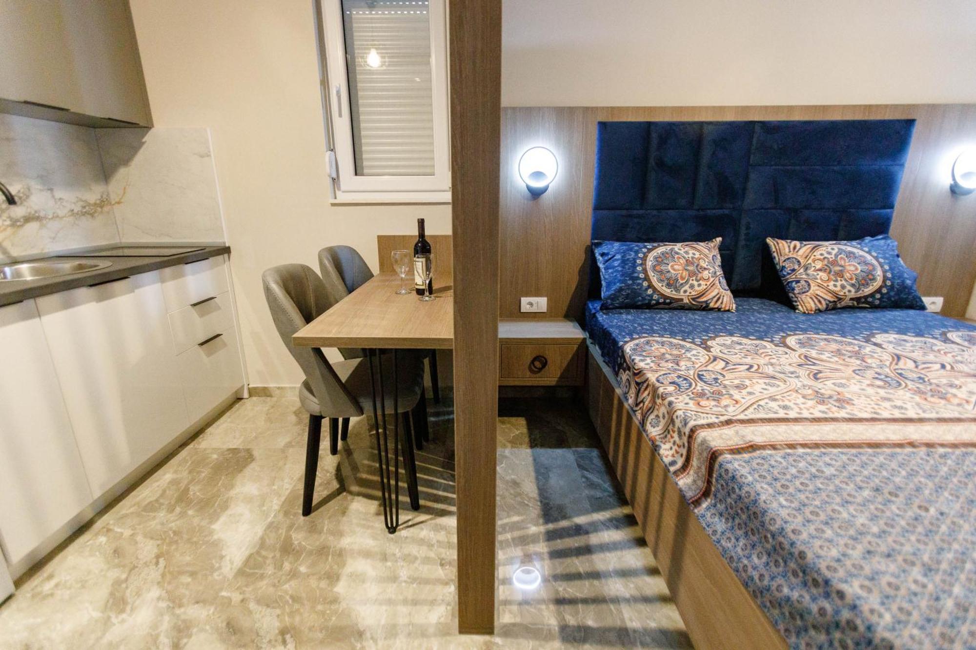 Posejdon Lux Appartement Utjeha Buitenkant foto
