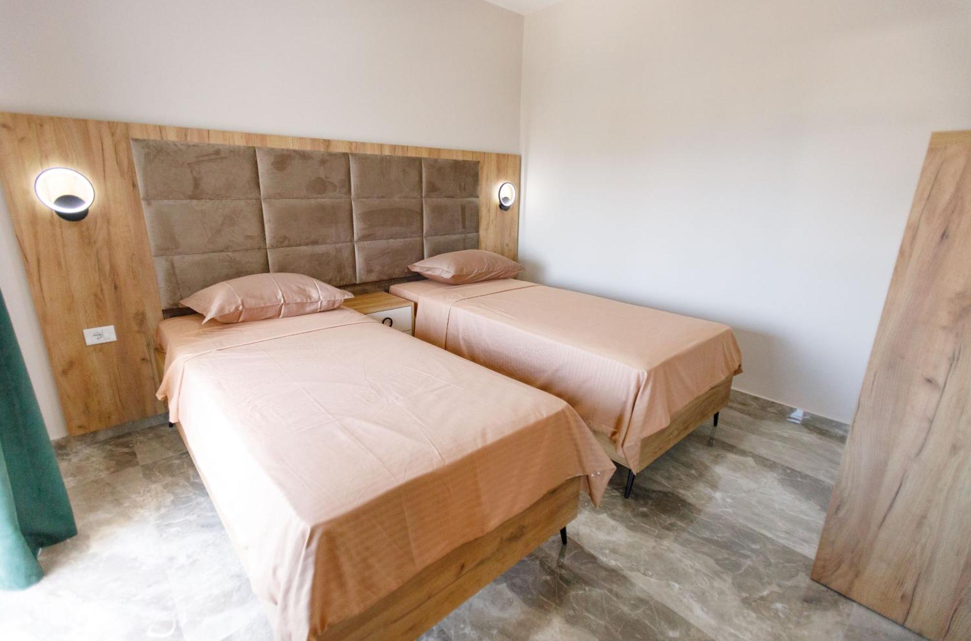 Posejdon Lux Appartement Utjeha Buitenkant foto