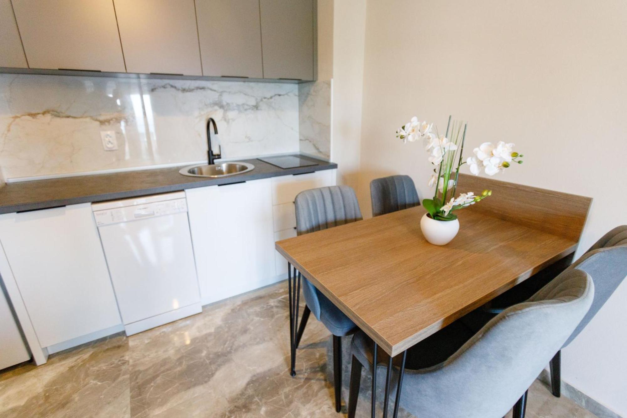 Posejdon Lux Appartement Utjeha Buitenkant foto